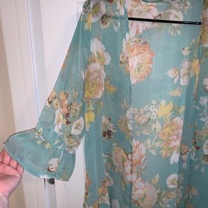Xhilaration Tops - Floral Kimono Xhilaration Tops - Floral Kimono